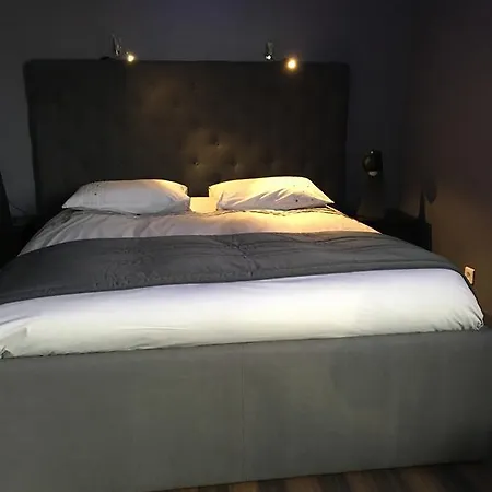 Amazone 49 * شوليه