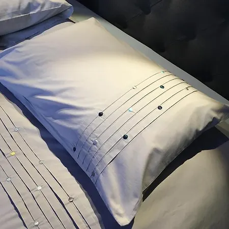 Amazone 49 فندق مبيت وإفطار